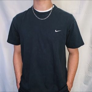 Black Vinatage Nike T-Shirt